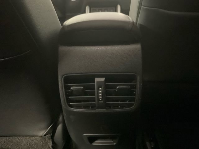 Used 2023 Toyota Corolla Cross XLE image 19