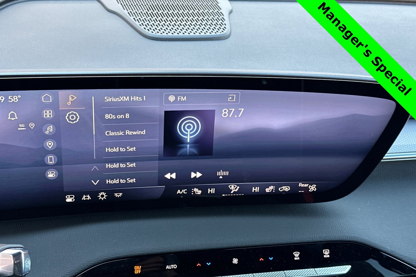 New 2025 Buick Enclave Sport Touring w/ Super Cruise Package image 18