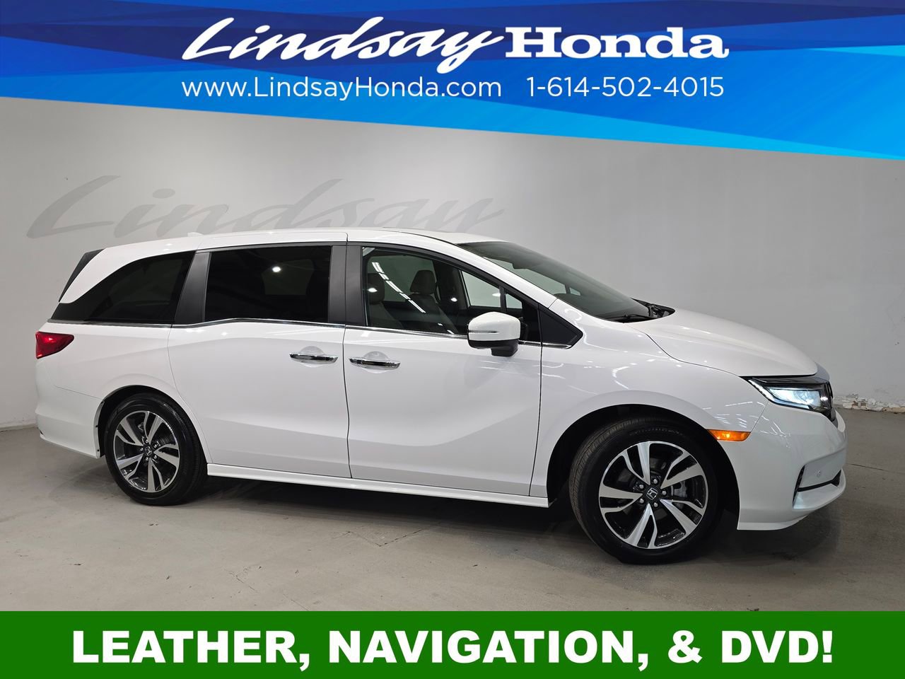 Used 2024 Honda Odyssey Touring image 3