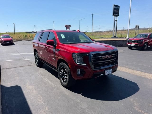 Used 2023 GMC Yukon AT4 w/ AT4 Premium Package AWD/4WD image 4