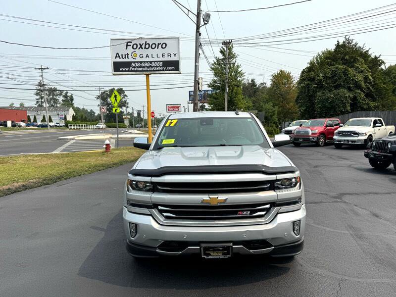Used 2017 Chevrolet Silverado 1500 LTZ Z71 w/ LTZ Plus Package image 2