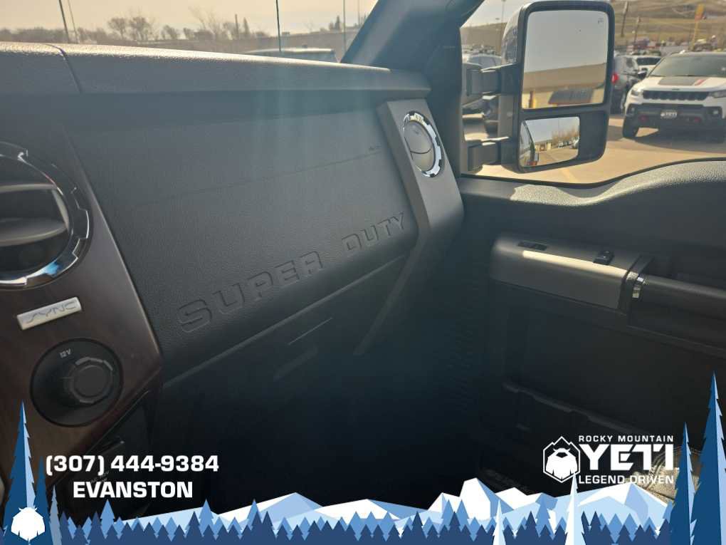 Used 2015 Ford F350 Lariat w/ Chrome Package image 28