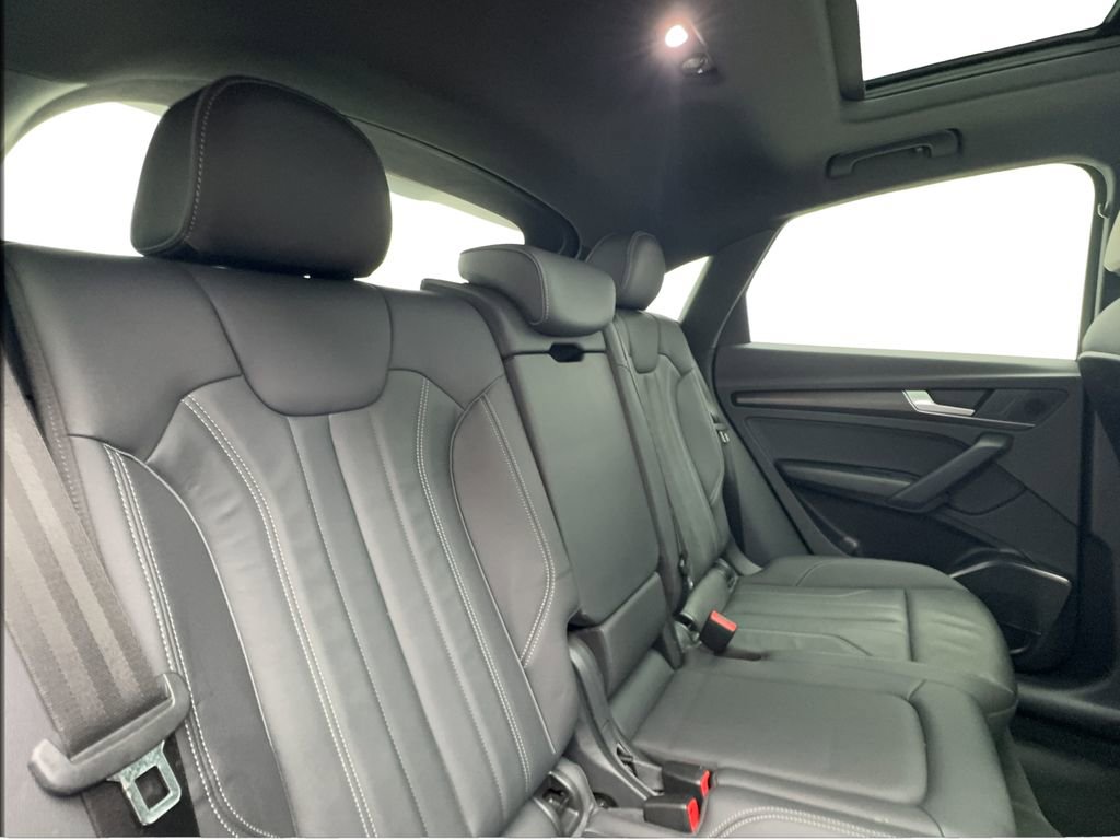 Used 2022 Audi Q5 2.0T Premium image 28