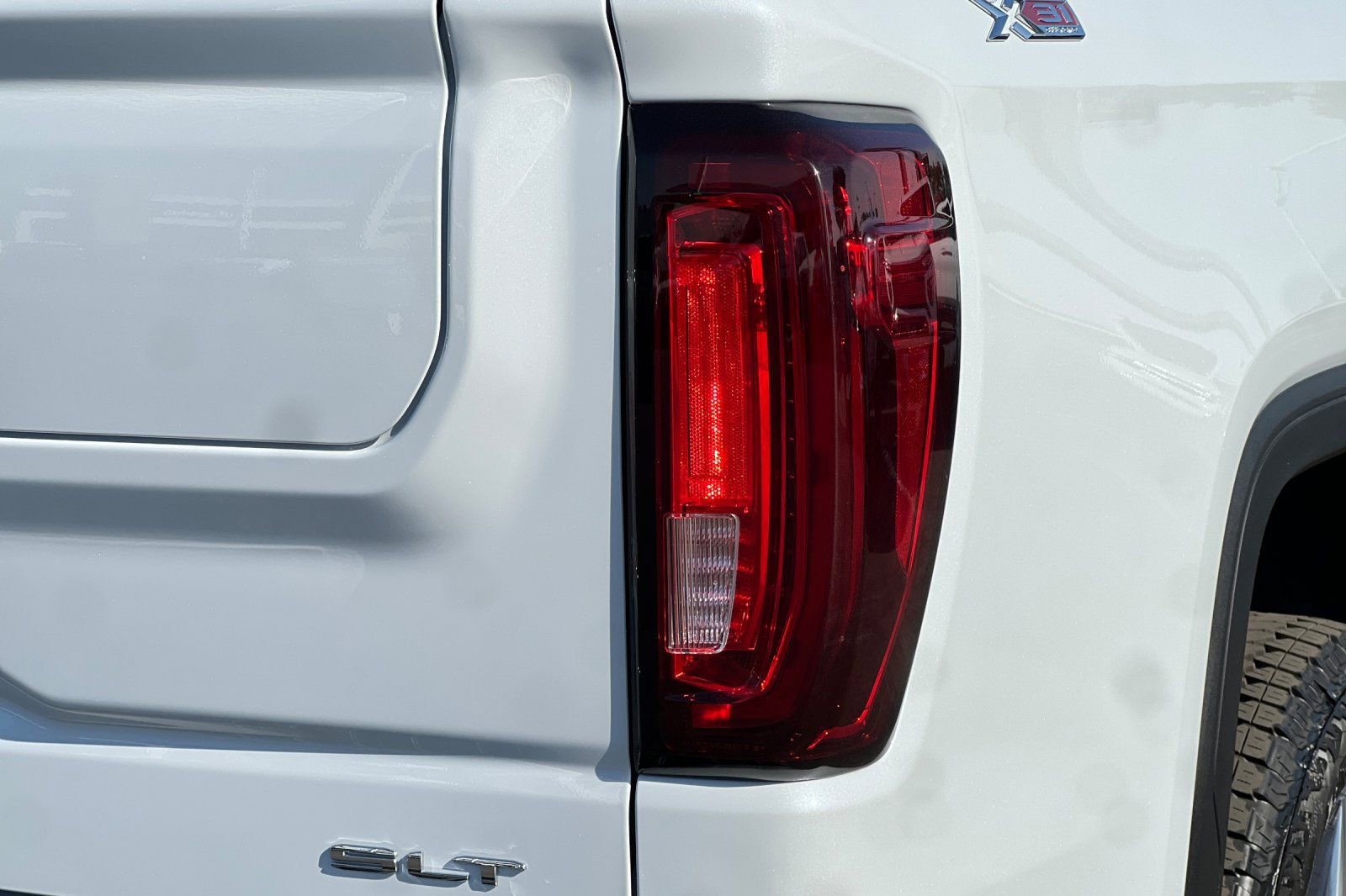 New 2026 GMC Sierra 1500 SLT w/ SLT Premium Plus Package image 7