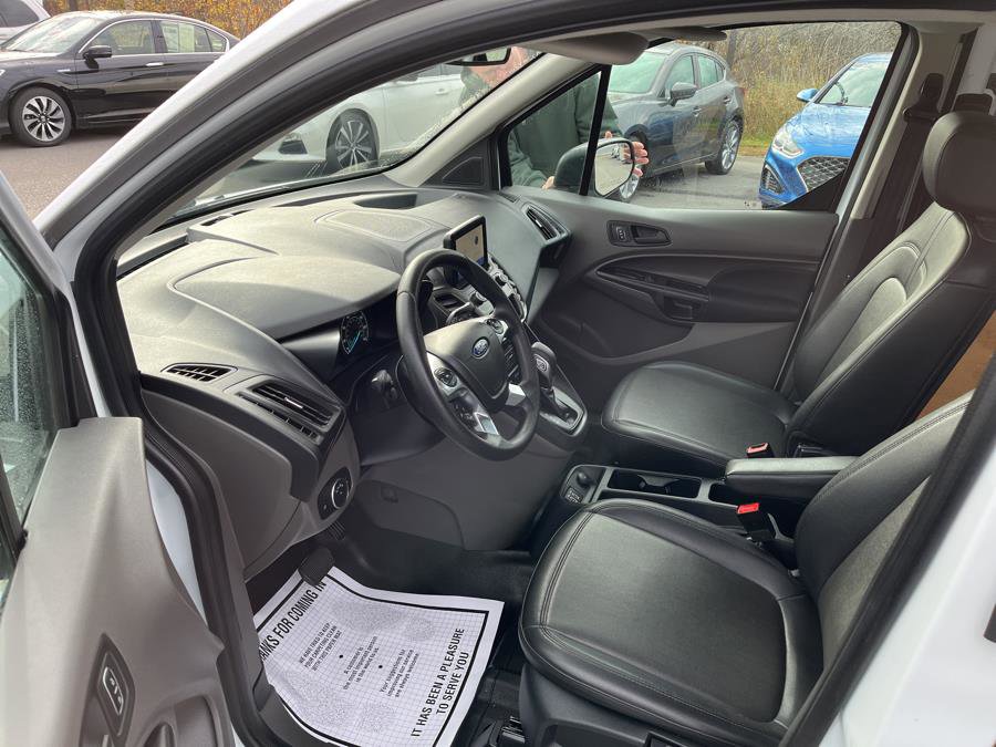 Used 2022 Ford Transit Connect XL image 6