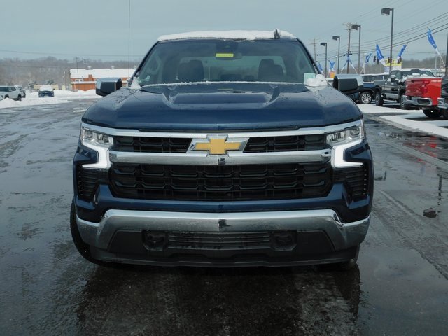 Used 2023 Chevrolet Silverado 1500 LT image 3