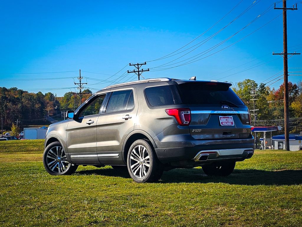 Used 2017 Ford Explorer Platinum image 6