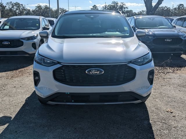 New 2025 Ford Escape SE w/ PHEV Premium Package FWD image 18