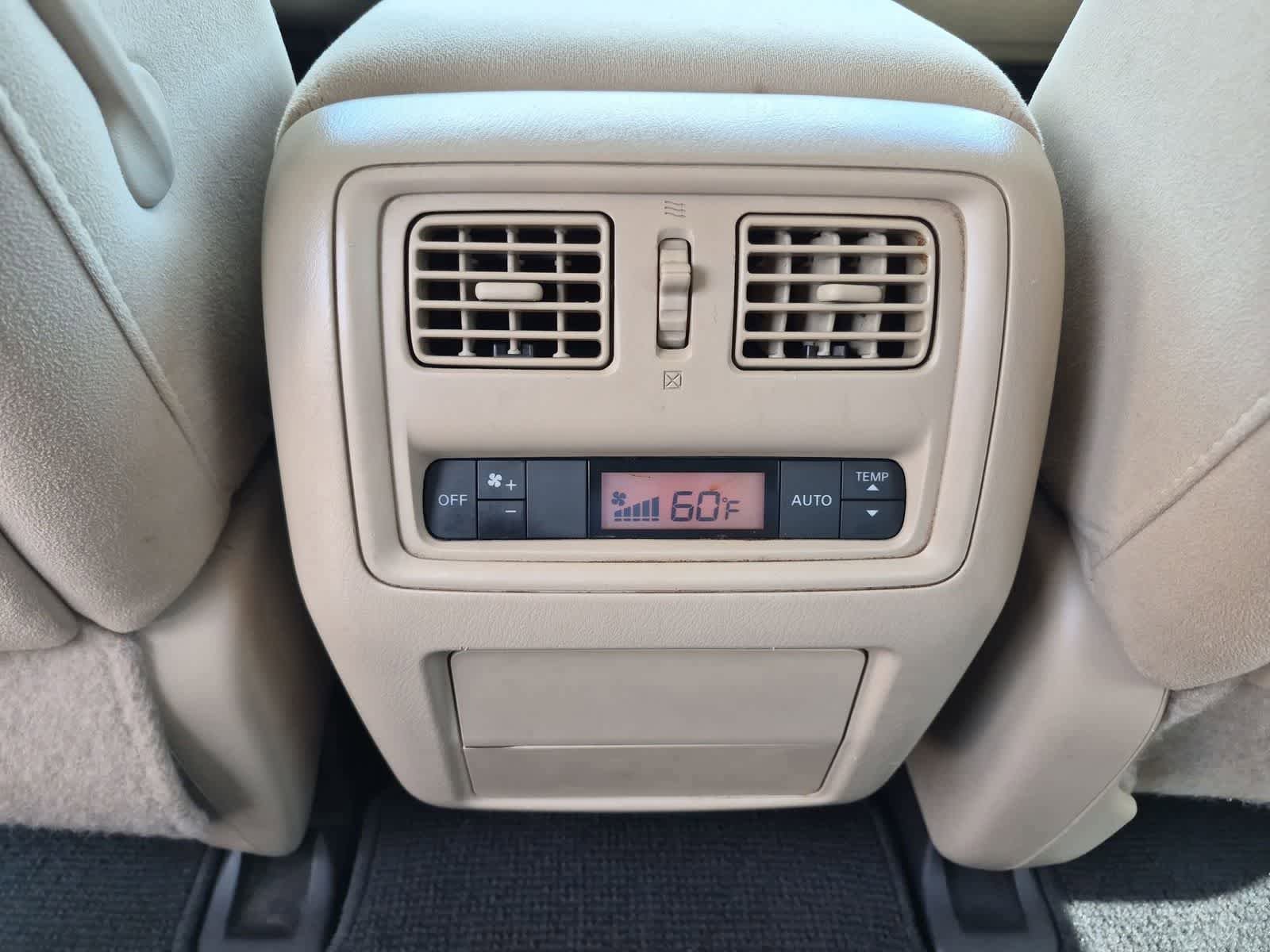 Used 2016 Nissan Pathfinder SV w/ Cargo Package FWD image 38