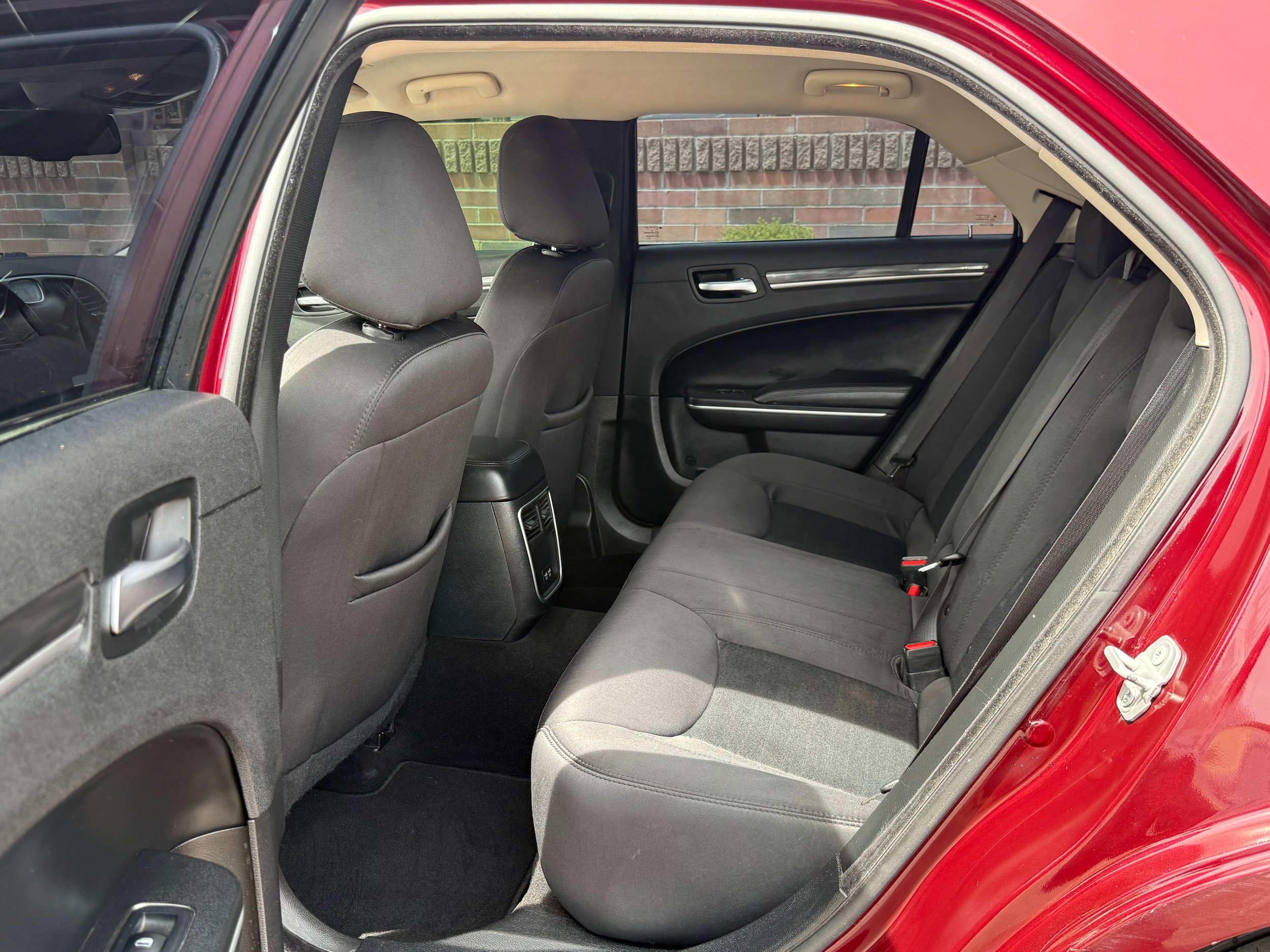 Used 2021 Chrysler 300 Touring w/ Sport Appearance Package RWD image 7