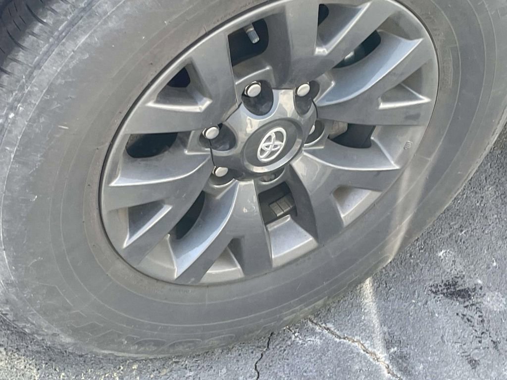 Used 2023 Toyota Tacoma SR5 w/ Technology Package image 26