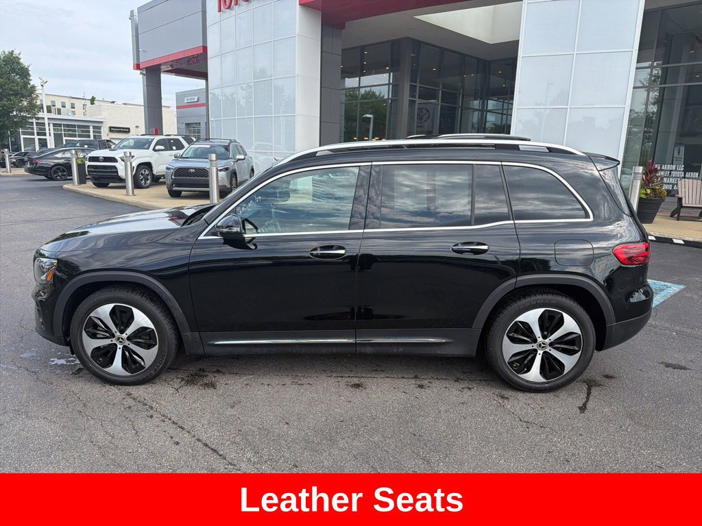 Used 2025 Mercedes-Benz GLB 250 image 3