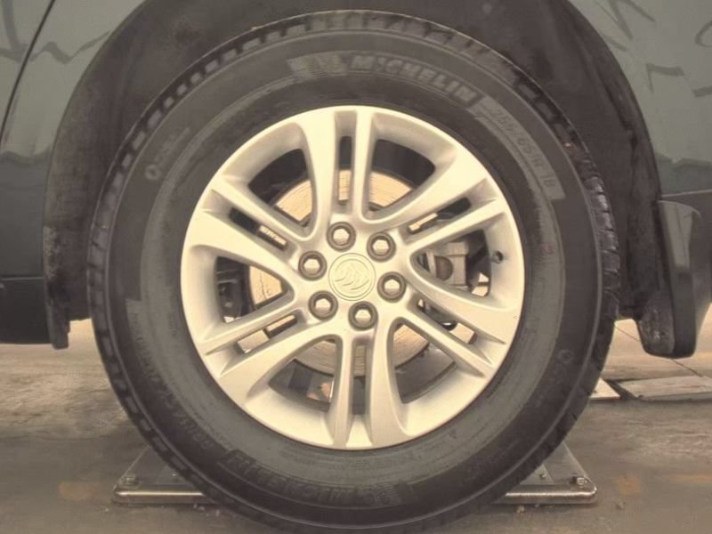 Used 2020 Buick Enclave Essence w/ Sound and Sites Package FWD image 27