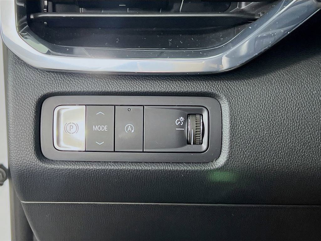 New 2025 GMC Acadia Elevation w/ LPO, Floor Liner Package image 9