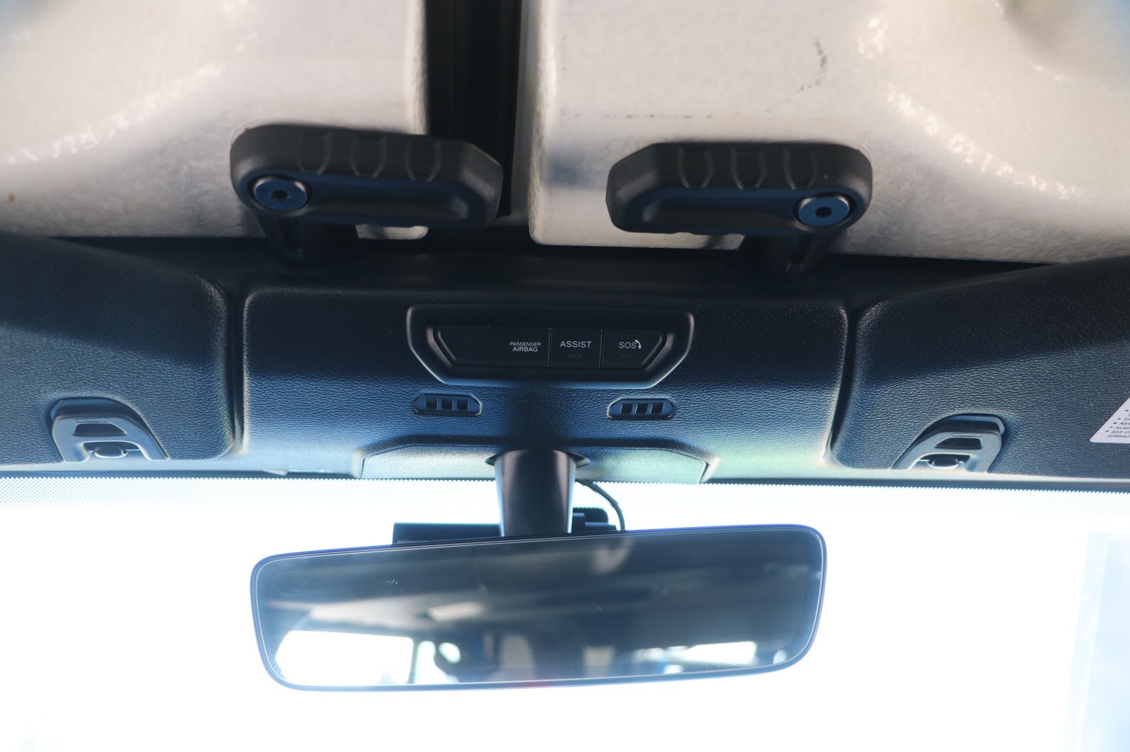 Used 2021 Jeep Gladiator Mojave AWD/4WD image 25