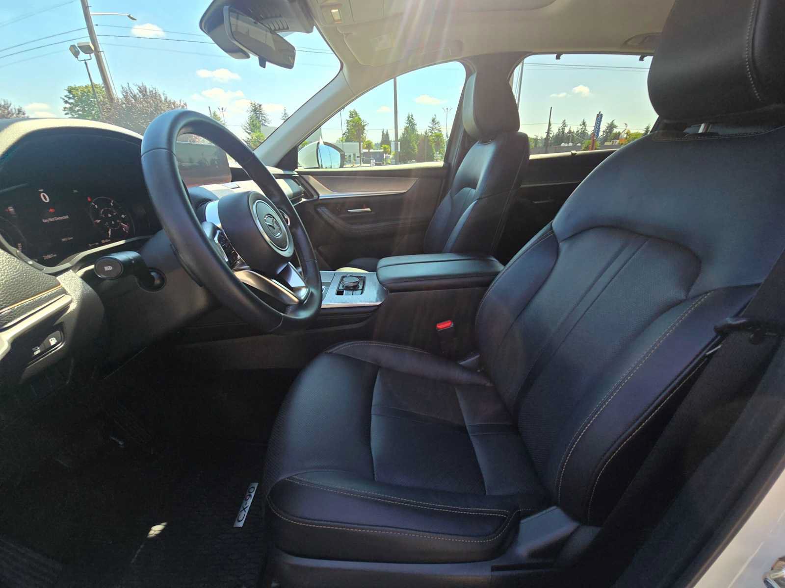 Used 2024 MAZDA CX-90 Plug-In Hybrid w/ Preferred AWD/4WD image 21