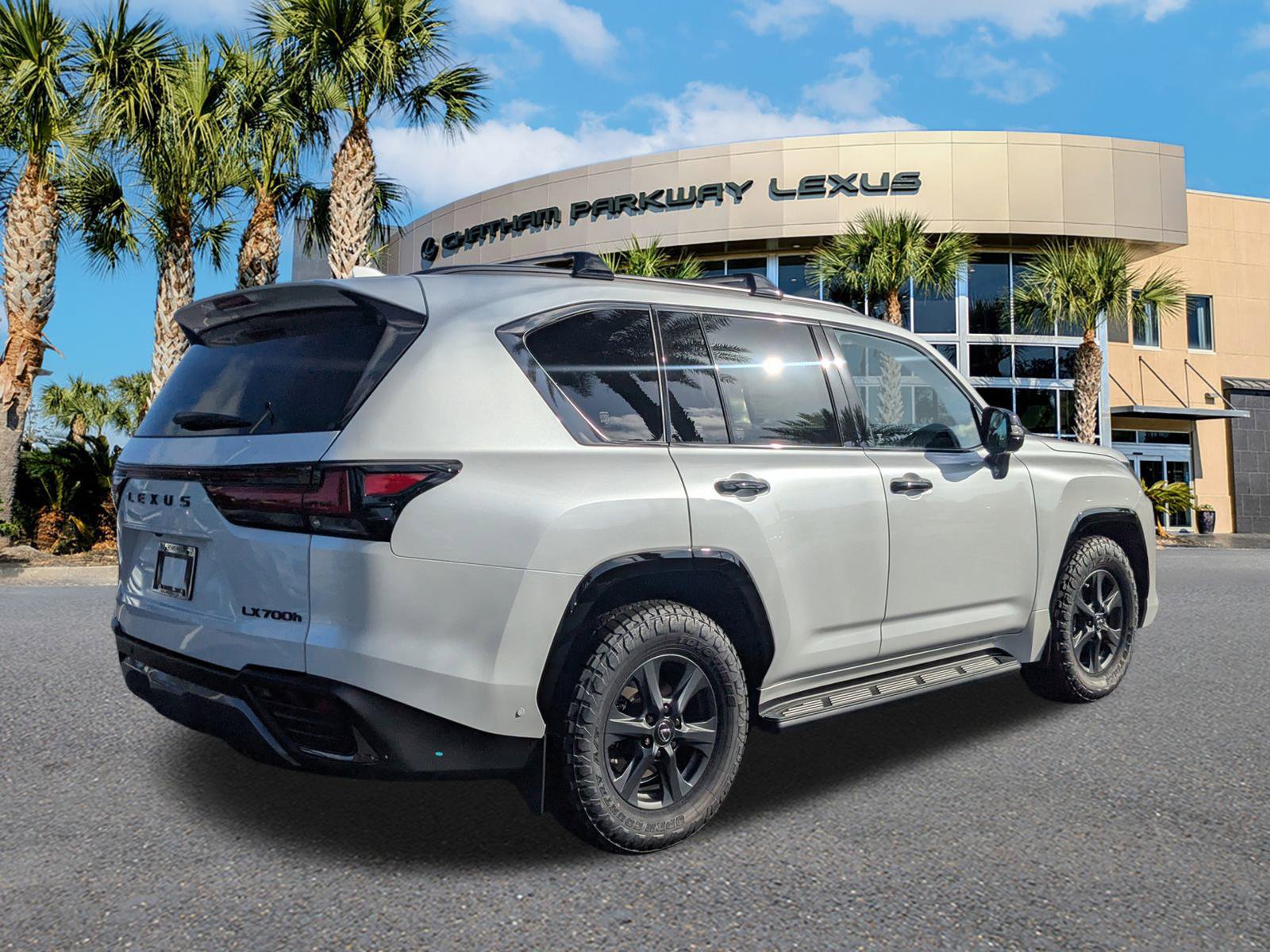 New 2025 Lexus LX 700h Overtrail image 4