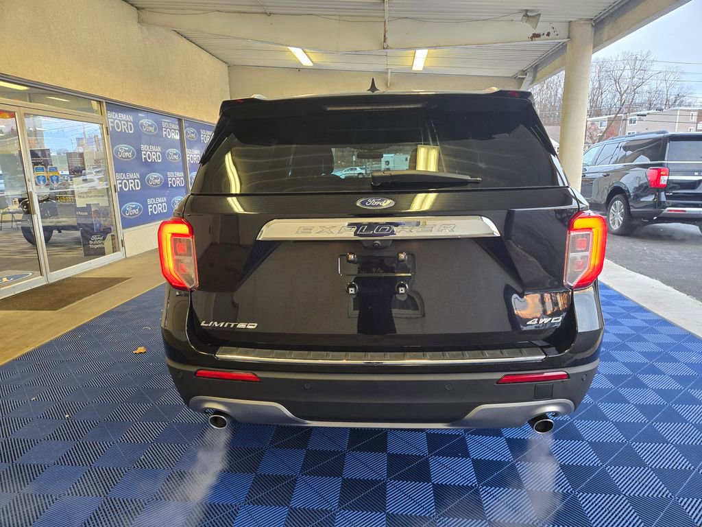 Used 2023 Ford Explorer Limited w/ Equipment Group 301A image 5