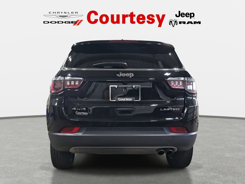 Certified 2022 Jeep Compass Limited AWD/4WD image 6