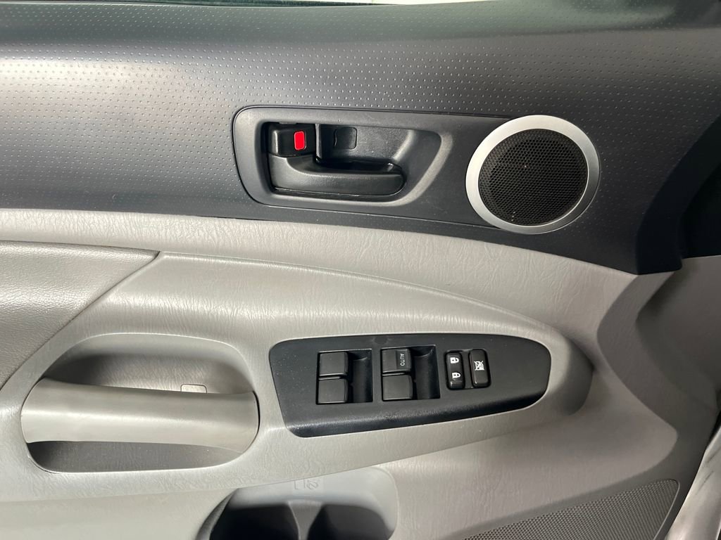 Used 2015 Toyota Tacoma 4x4 Double Cab image 65