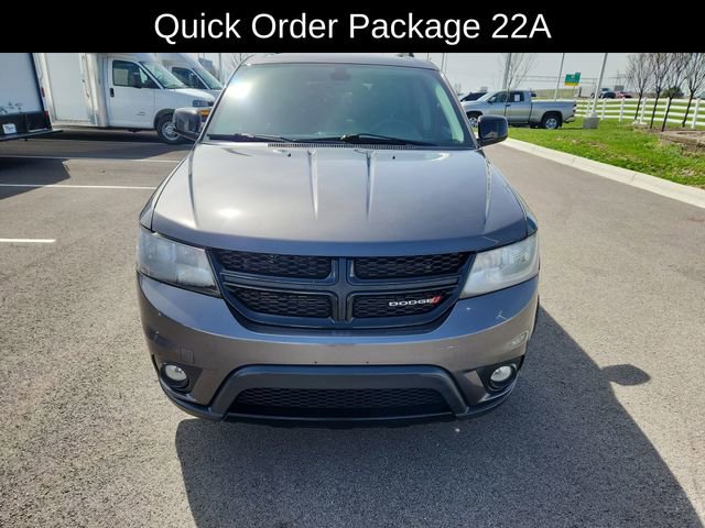 Used 2019 Dodge Journey SE w/ Blacktop Package image 2