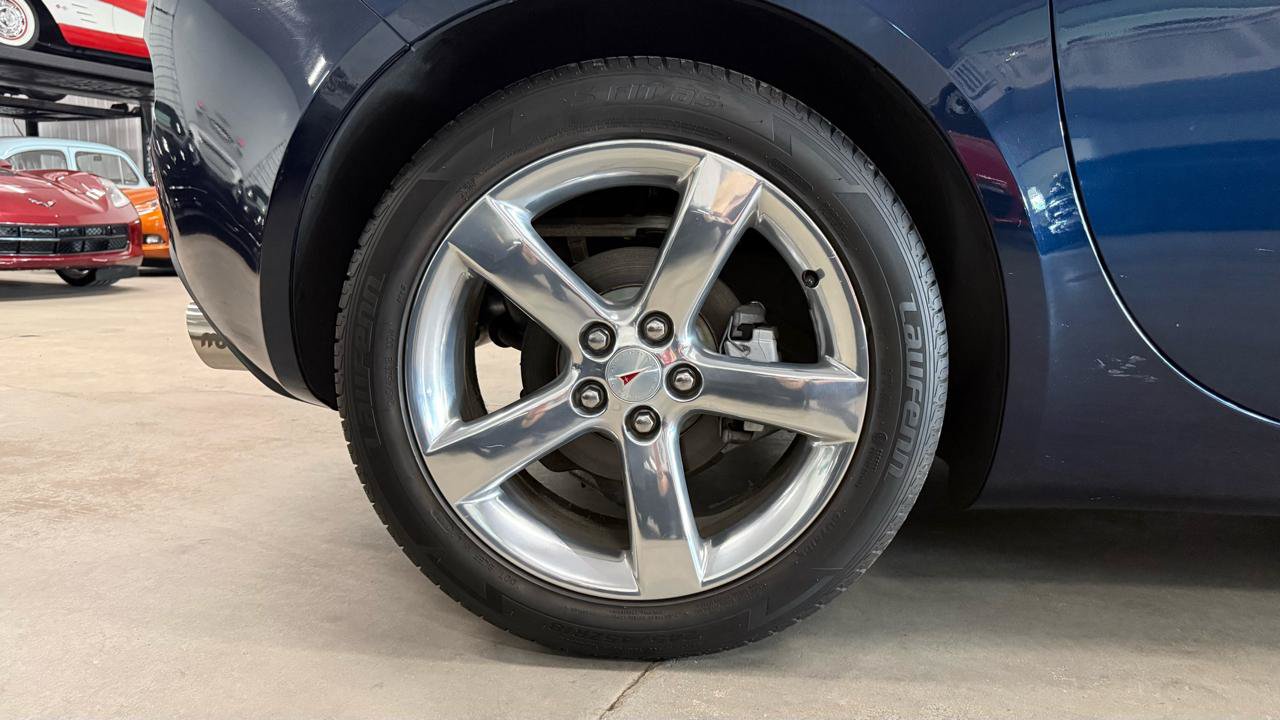 Used 2006 Pontiac Solstice Convertible w/ Premium Package RWD image 51
