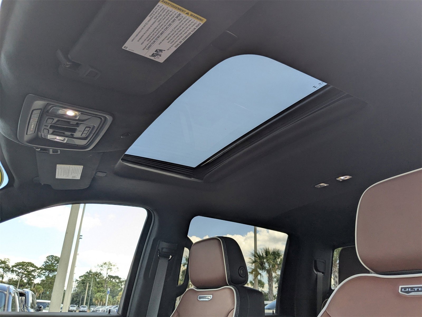 Used 2024 GMC Sierra 3500 Denali Ultimate image 22