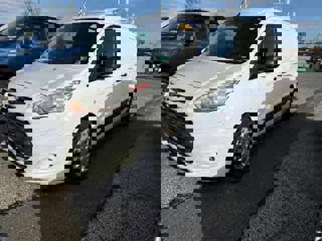 Used 2014 Ford Transit Connect XLT image 2