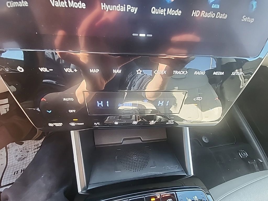 Certified 2023 Hyundai Tucson Limited image 17