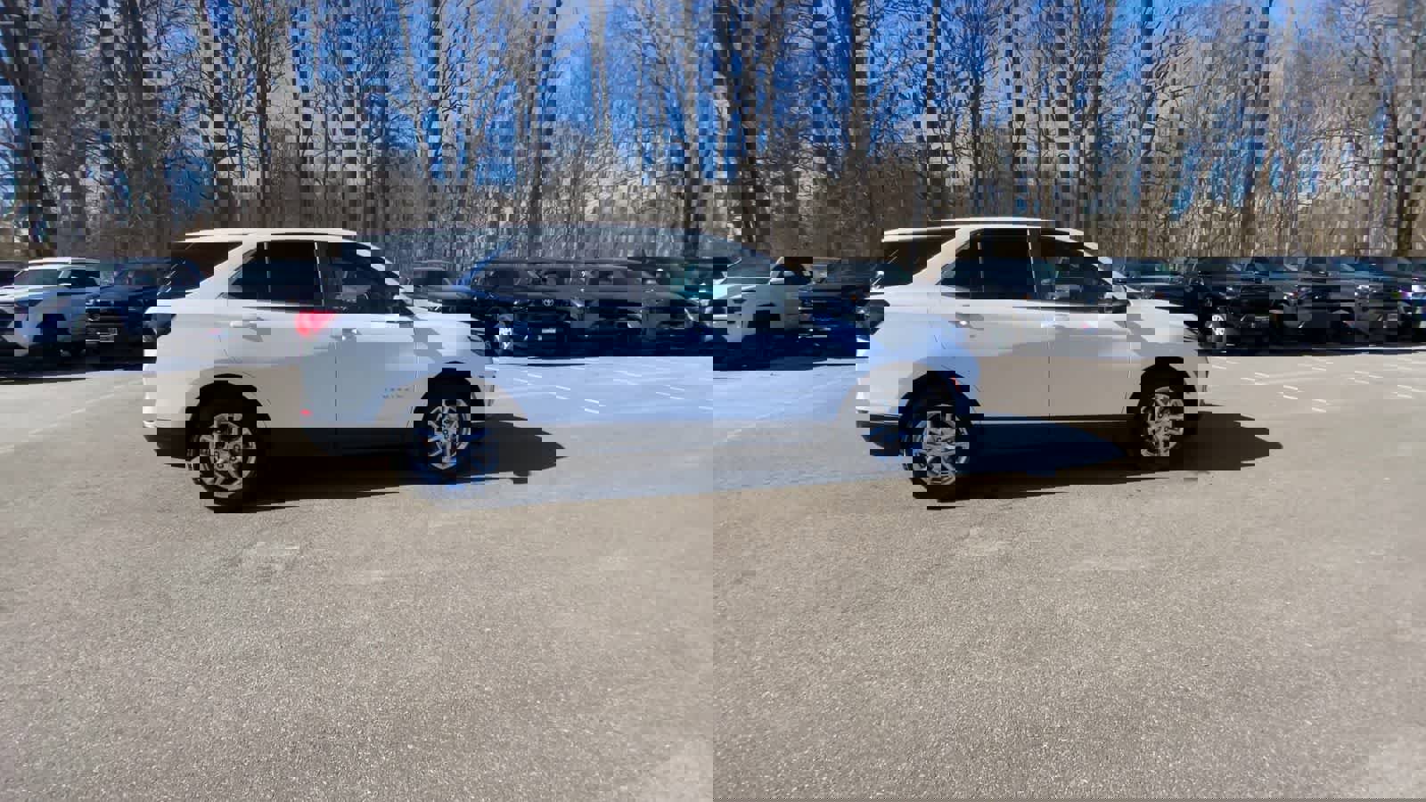 Used 2024 Chevrolet Equinox LT image 12