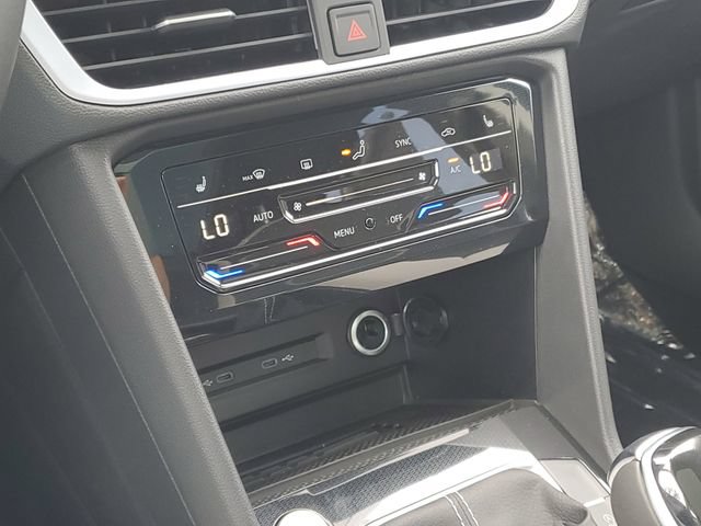 New 2026 Volkswagen Taos SE AWD/4WD image 21