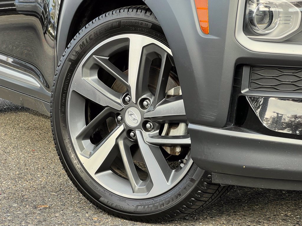 Used 2019 Hyundai Kona Limited AWD/4WD image 2