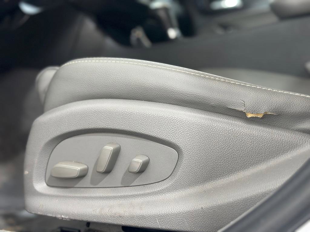 Used 2017 Chevrolet Impala LT FWD image 23