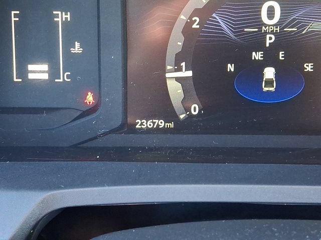 Certified 2024 Toyota Tacoma SR5 AWD/4WD image 19