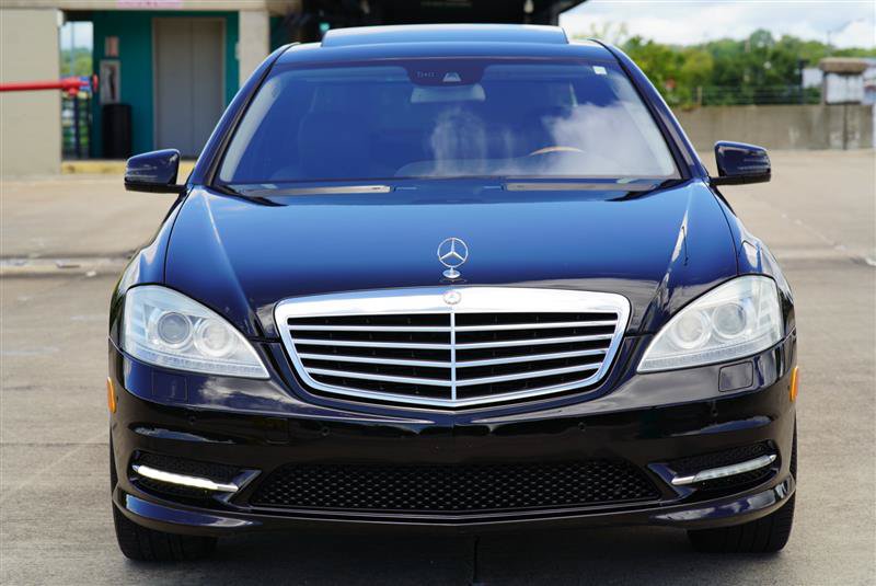 Used 2010 Mercedes-Benz S 550 4MATIC image 8