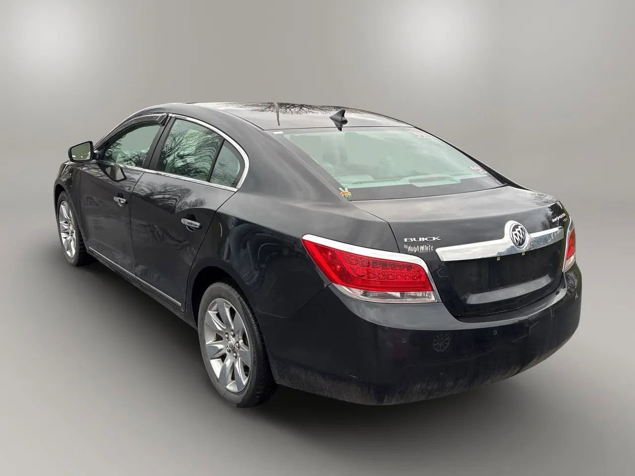 Used 2011 Buick LaCrosse CXL w/ Luxury Package image 2