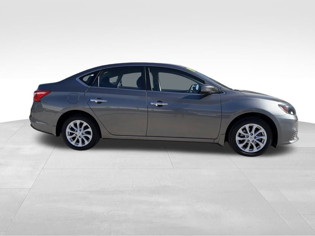 Used 2019 Nissan Sentra SV image 9