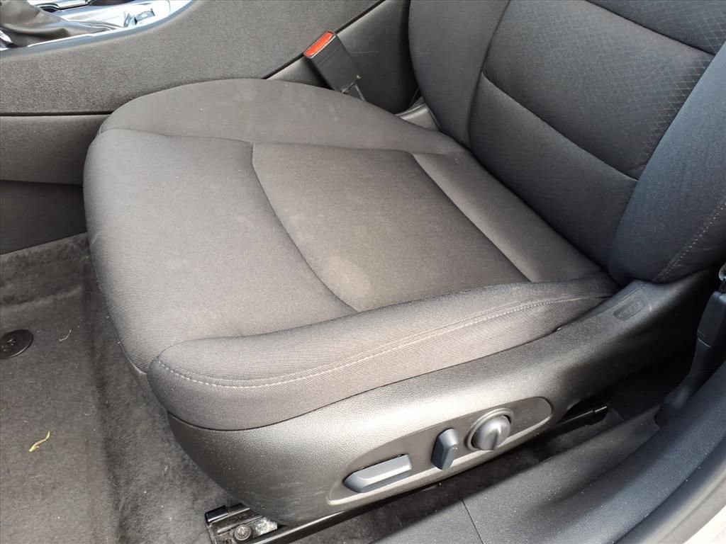 Used 2025 Chevrolet Malibu LT image 17