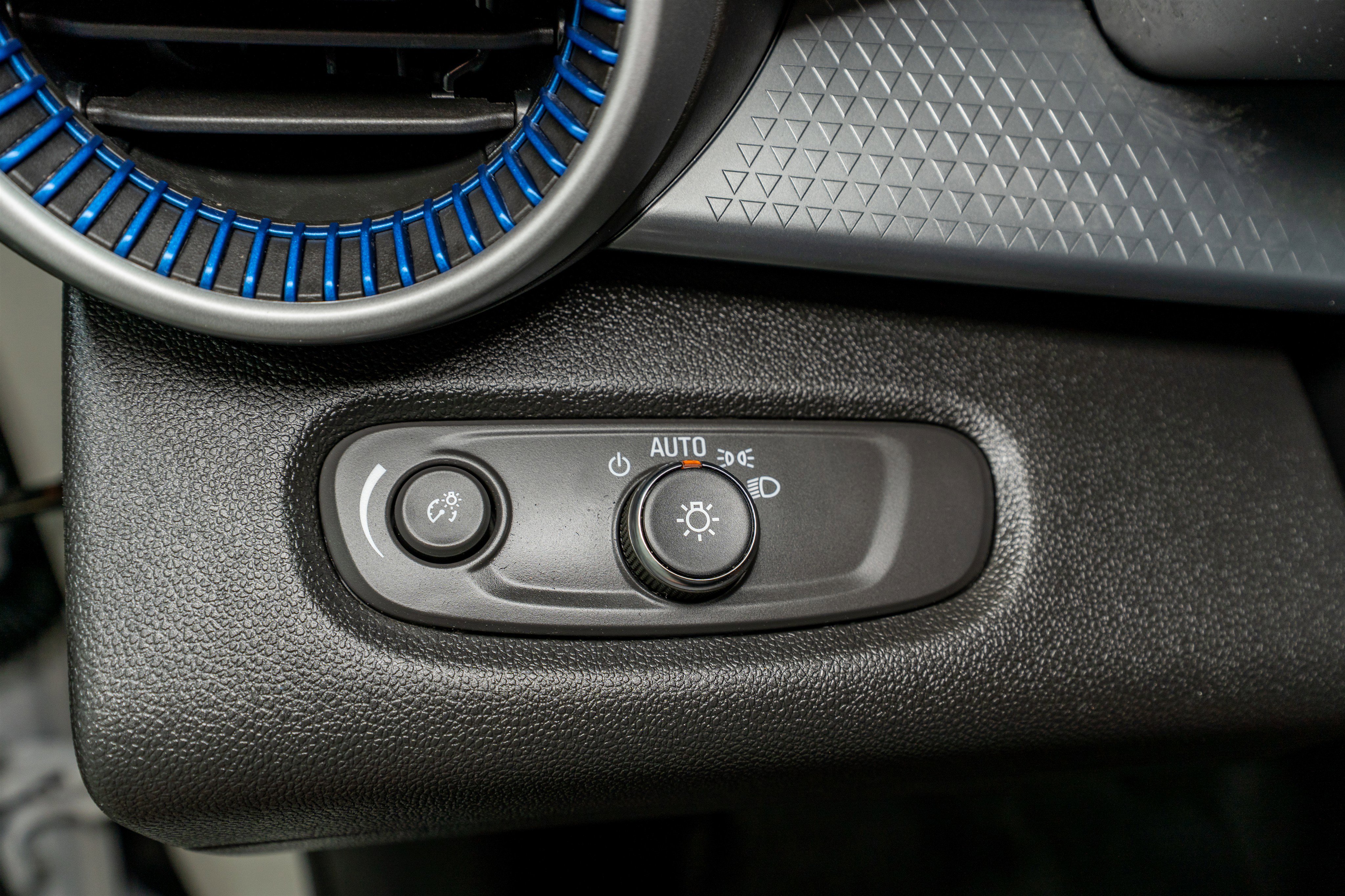 Used 2024 Chevrolet Trax LS image 27