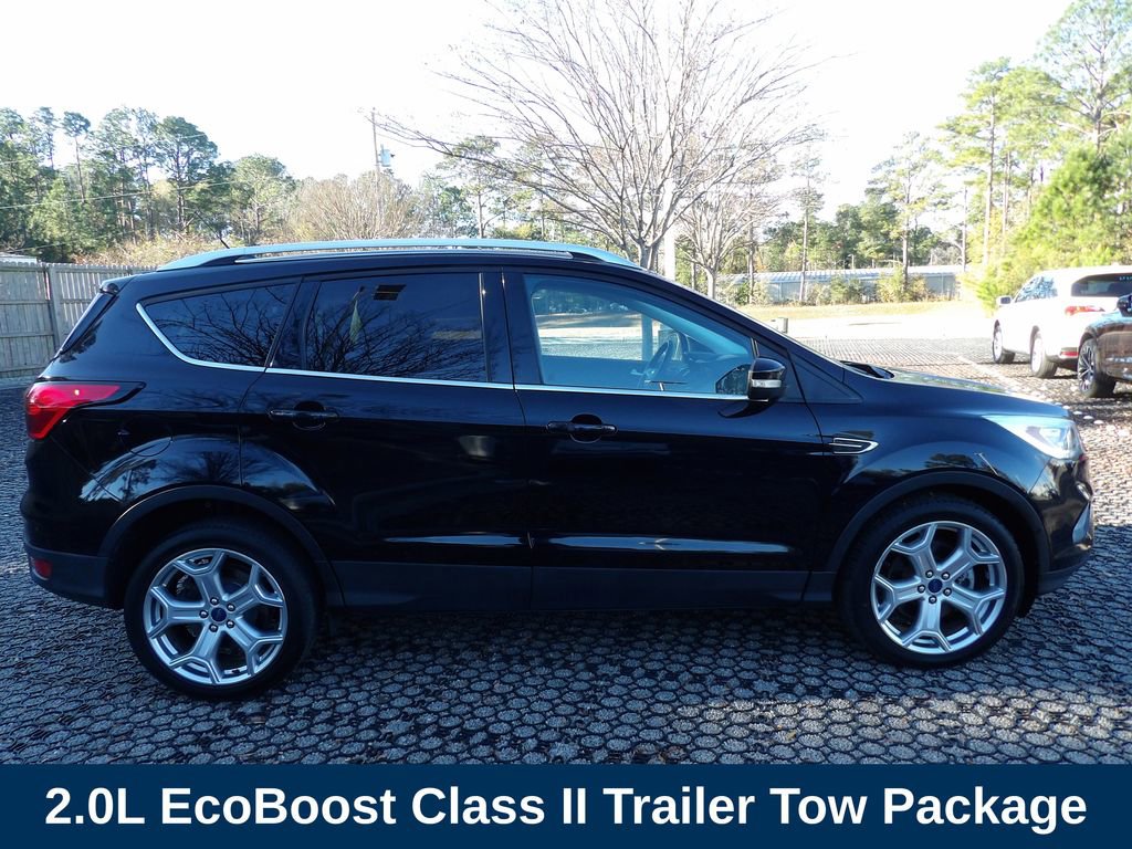 Used 2019 Ford Escape Titanium image 4