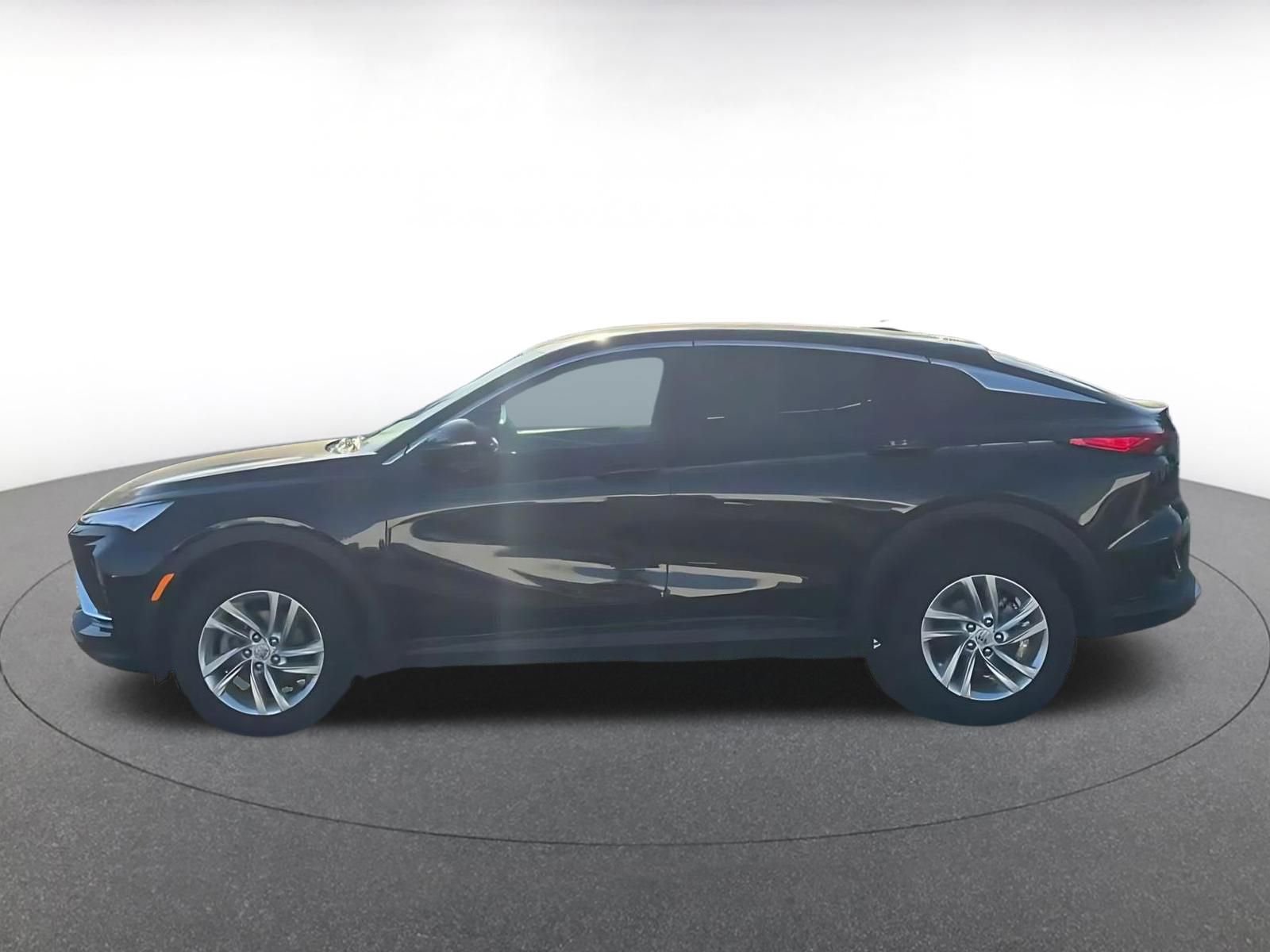 Used 2025 Buick Envista Preferred FWD image 9
