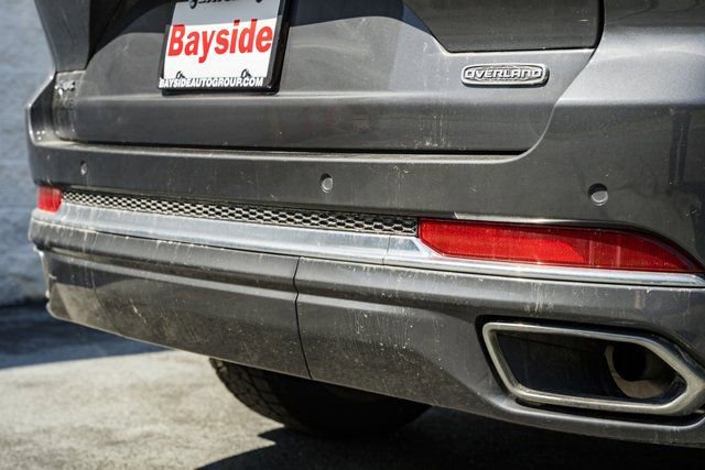 Used 2022 Jeep Grand Cherokee Overland w/ Luxury Tech Group IV image 44