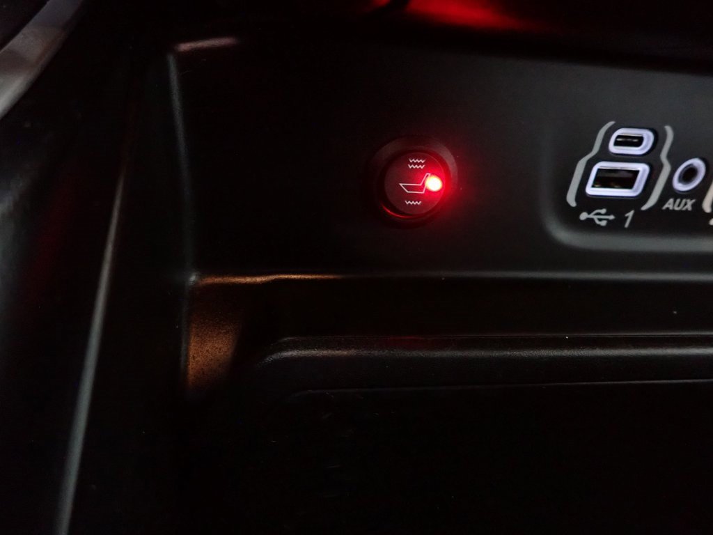 Used 2022 RAM 1500 Big Horn image 2