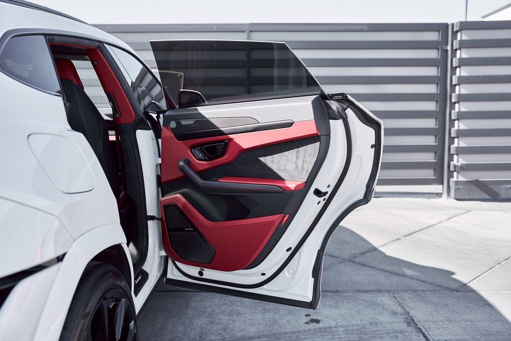 Used 2024 Lamborghini Urus S image 25