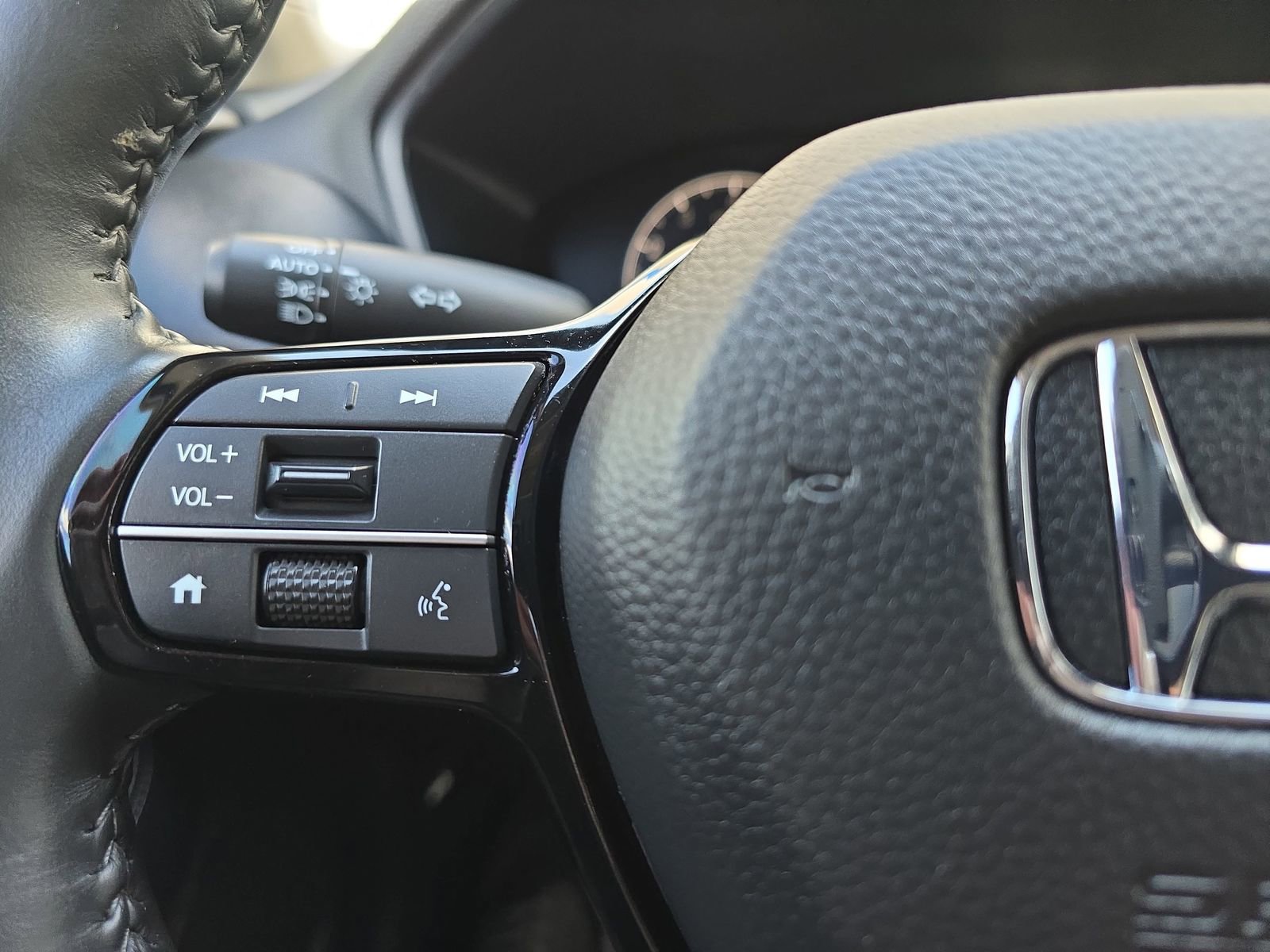 Used 2024 Honda HR-V EX-L image 19