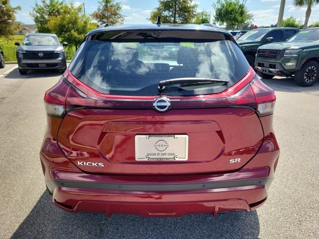 Certified 2023 Nissan Kicks SR w/ SR Premium Package FWD image 3