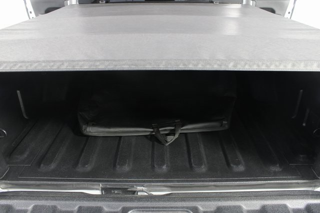 Used 2022 Jeep Gladiator Willys image 18