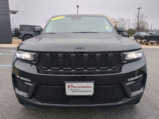 Used 2023 Jeep Grand Cherokee Limited w/ Black Appearance Package image 9