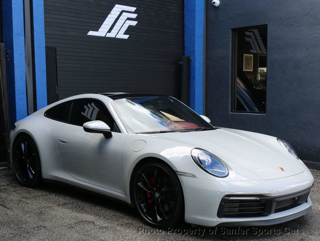 Used 2022 Porsche 911 Carrera 4S AWD/4WD image 3