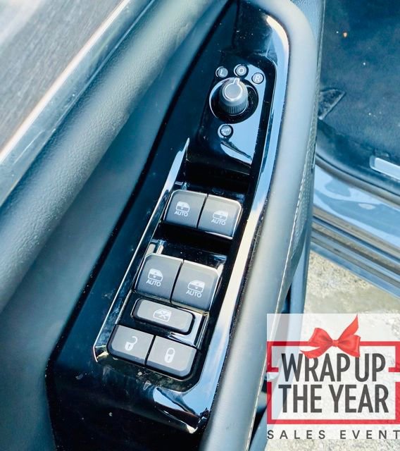 Used 2024 Jeep Grand Cherokee L Overland w/ Advanced Protech Group III image 11